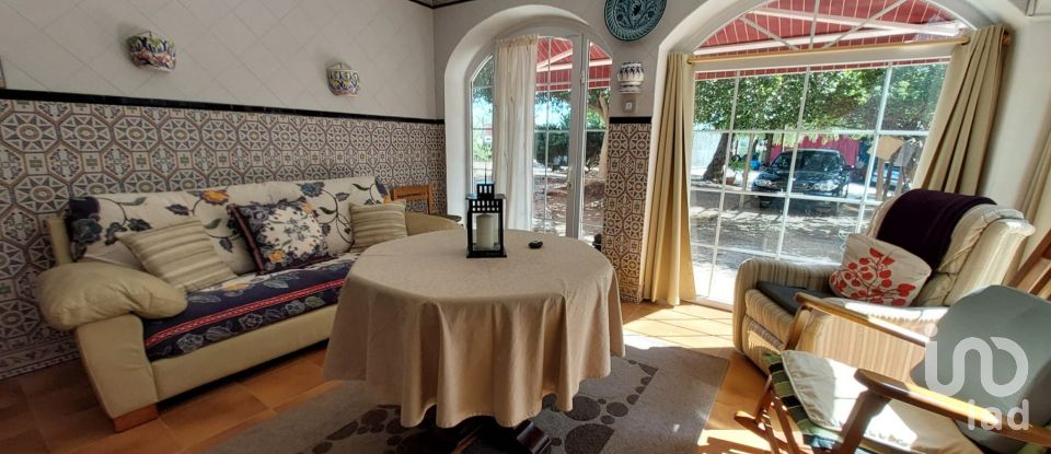 Masia 10 habitaciones de 180 m² en El Altet (03195)