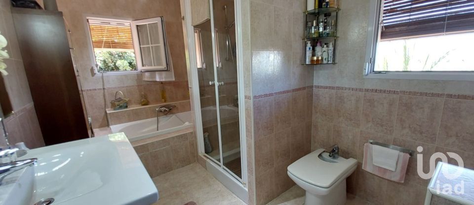 Masia 10 habitaciones de 180 m² en El Altet (03195)