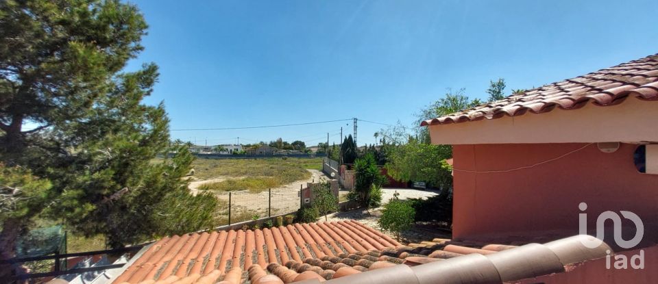 Masia 10 habitaciones de 180 m² en El Altet (03195)