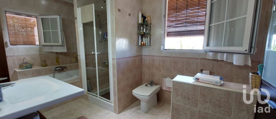 Masia 10 habitaciones de 180 m² en El Altet (03195)