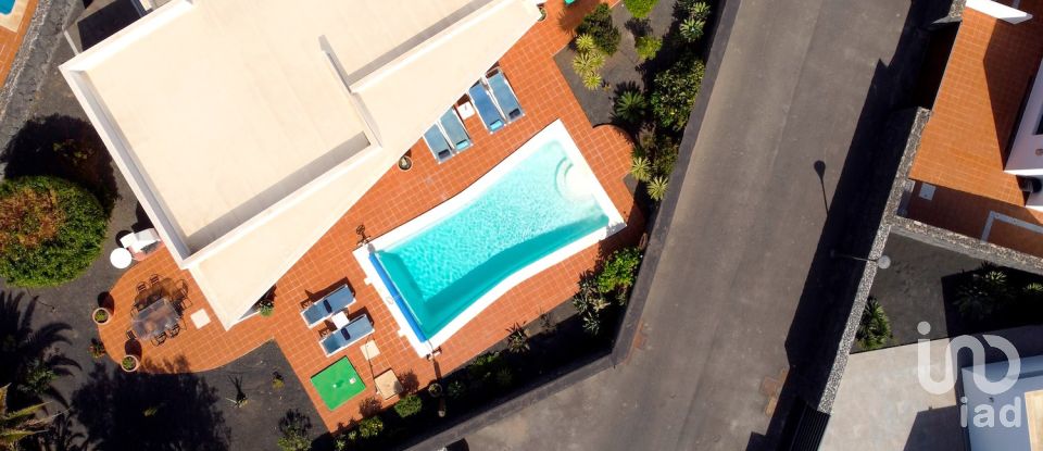 Casa 3 habitaciones de 142 m² en Playa Blanca (35580)