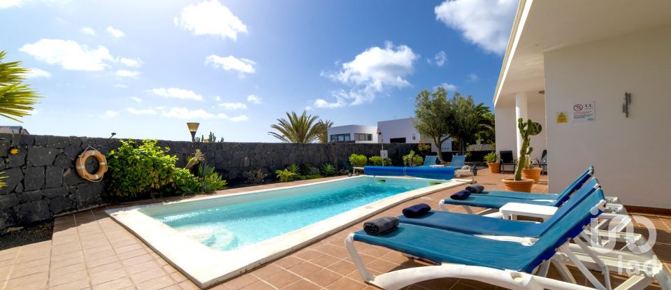 Casa 3 habitaciones de 142 m² en Playa Blanca (35580)