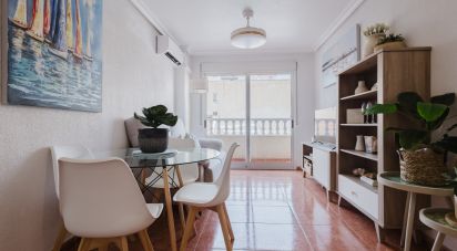 Pis 2 habitacions de 67 m² a Torrevieja (03181)