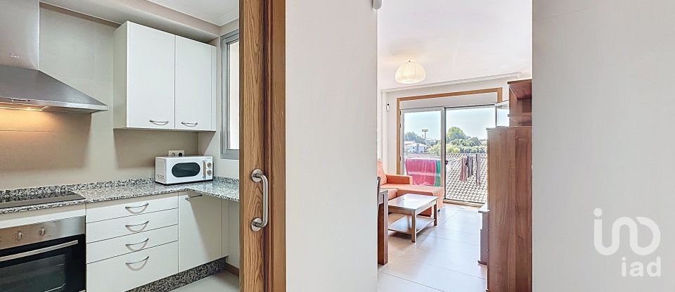 Ático 2 habitaciones de 82 m² en A Carabuxeira (36969)