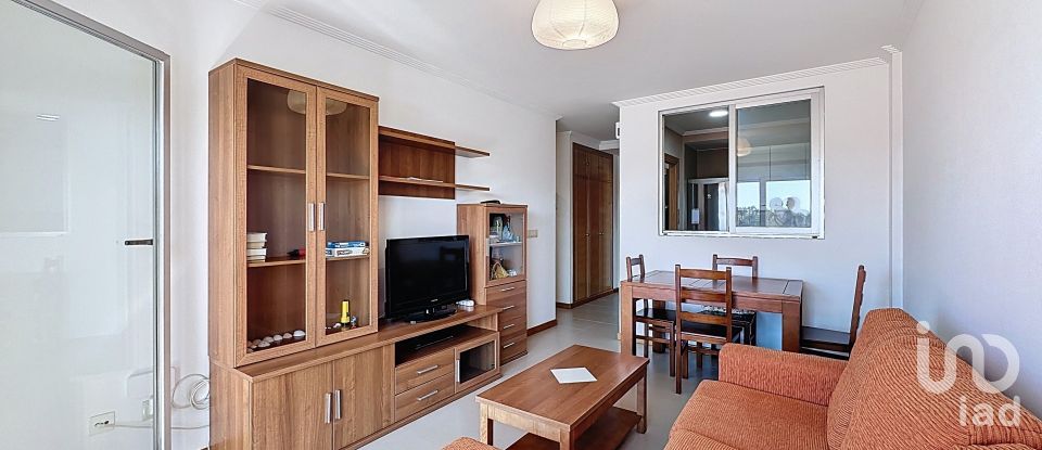 Ático 2 habitaciones de 82 m² en A Carabuxeira (36969)