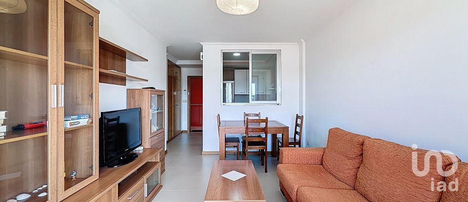 Ático 2 habitaciones de 82 m² en A Carabuxeira (36969)