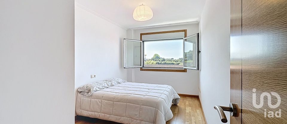 Ático 2 habitaciones de 82 m² en A Carabuxeira (36969)