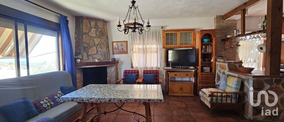 Casa 4 habitacions de 265 m² a Molvízar (18611)