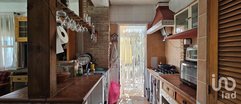 Casa 4 habitacions de 265 m² a Molvízar (18611)