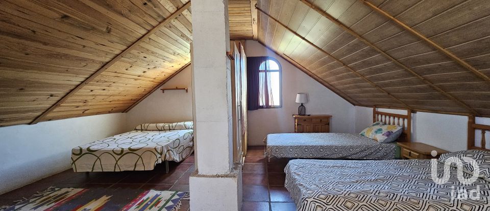 Casa 4 habitacions de 265 m² a Molvízar (18611)