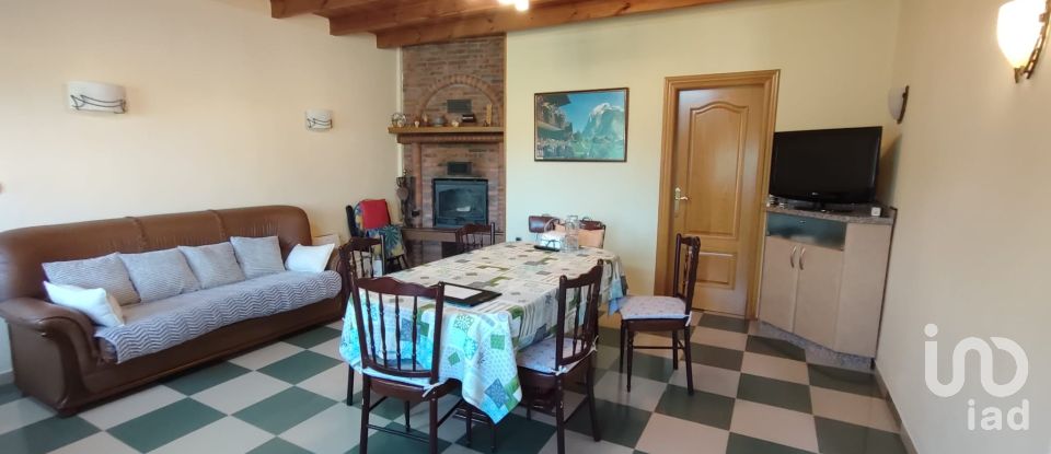 Casa rústica 4 habitaciones de 184 m² en Villares de Órbigo (24288)