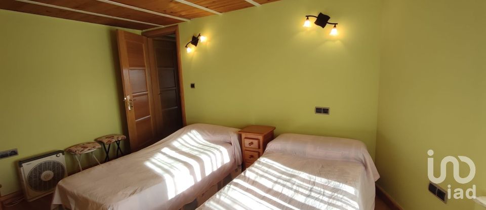 Casa rústica 4 habitaciones de 184 m² en Villares de Órbigo (24288)