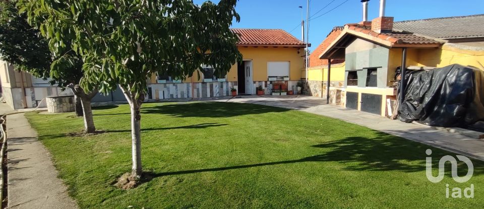 Casa rústica 4 habitaciones de 184 m² en Villares de Órbigo (24288)