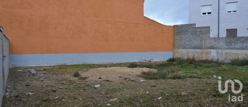 Land of 385 m² in Villaobispo de Las Regueras (24195)