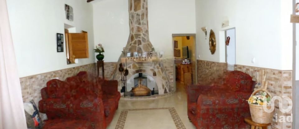 House 3 bedrooms of 293 m² in Campo Lopez (30815)