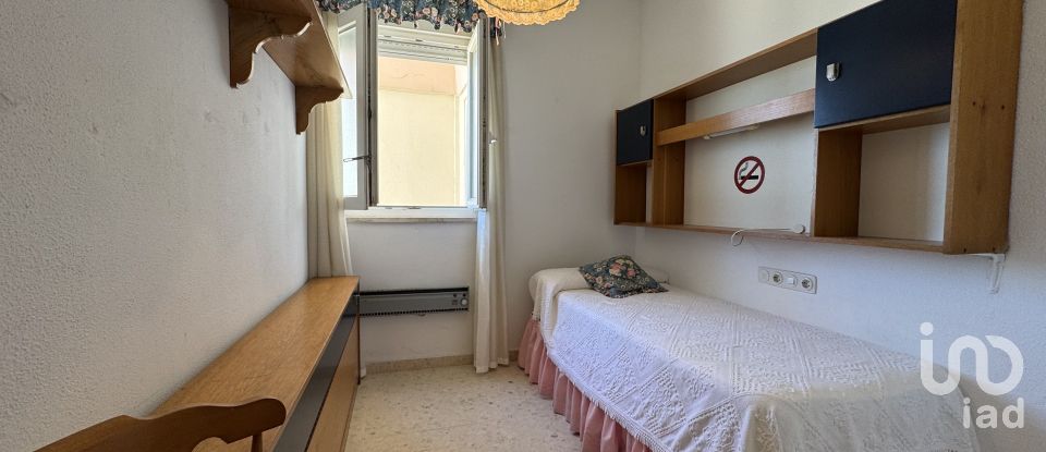 Pis 4 habitacions de 125 m² a Cádiz (11011)