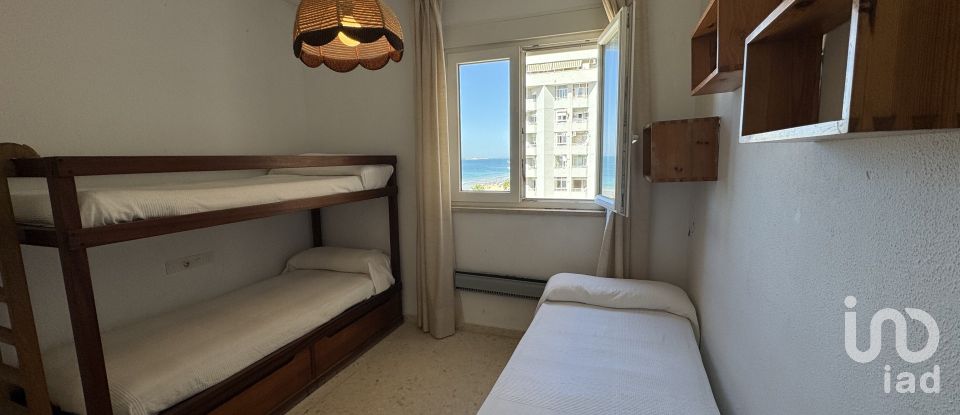 Pis 4 habitacions de 125 m² a Cádiz (11011)