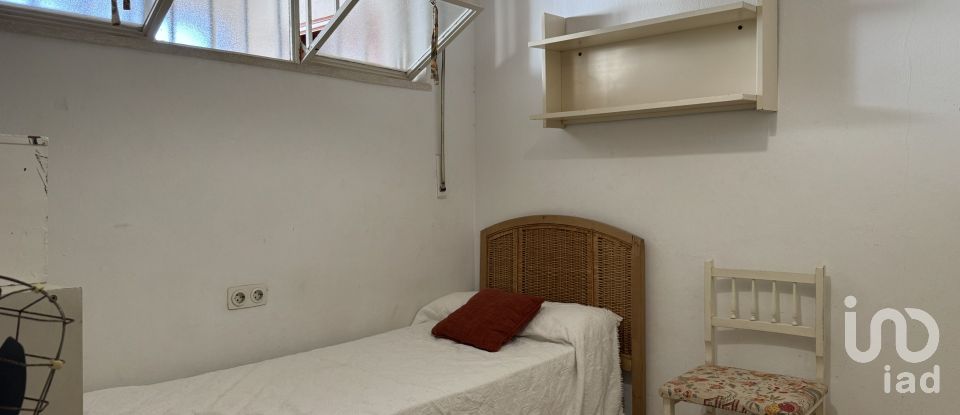 Pis 4 habitacions de 125 m² a Cádiz (11011)