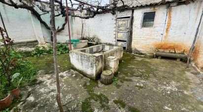 Casa de pueblo 5 habitaciones de 481 m² en Benamariel (24233)