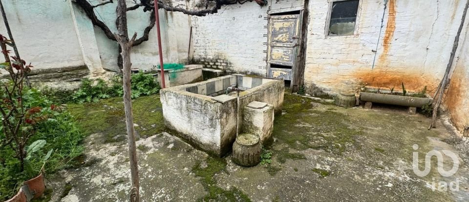 Village house 5 bedrooms of 481 m² in Benamariel (24233)