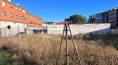 Terreno urbano de 1.052 m² en Villabalter (24191)