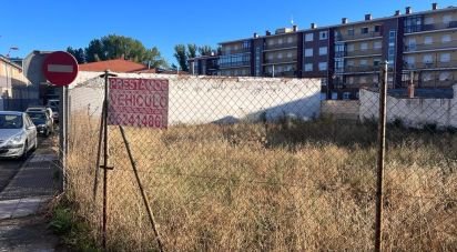 Terreno urbano de 1.052 m² en Villabalter (24191)