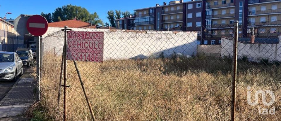 Terreno urbano de 1.052 m² en Villabalter (24191)