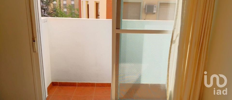 Pis 3 habitacions de 96 m² a Huelva (21006)