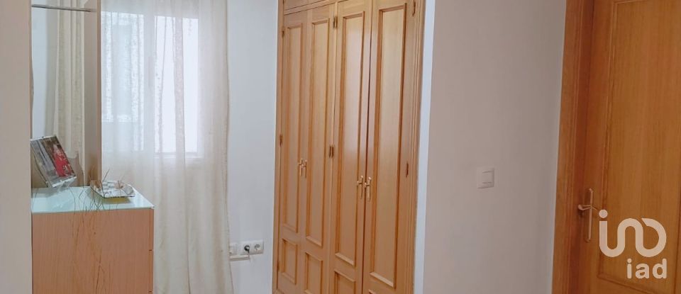 Pis 3 habitacions de 96 m² a Huelva (21006)