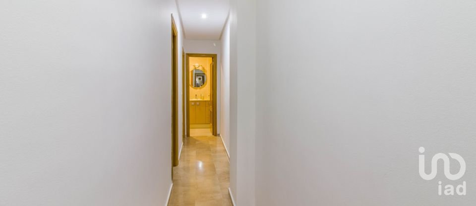 Pis 3 habitacions de 96 m² a Huelva (21006)