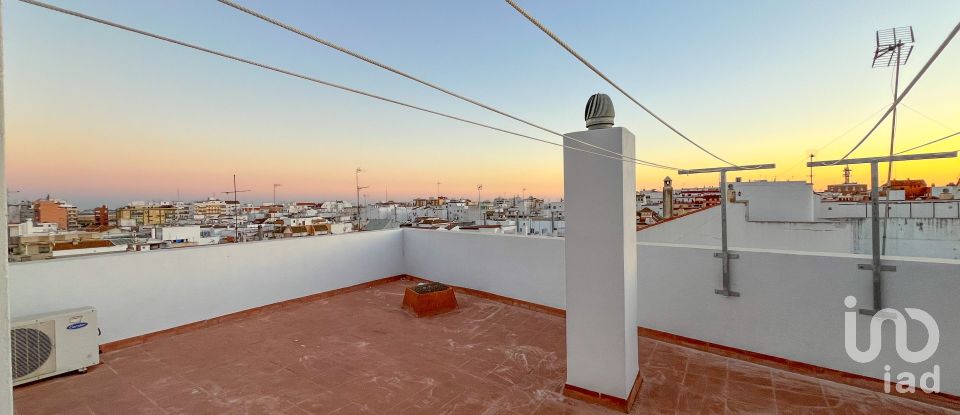 Pis 3 habitacions de 96 m² a Huelva (21006)