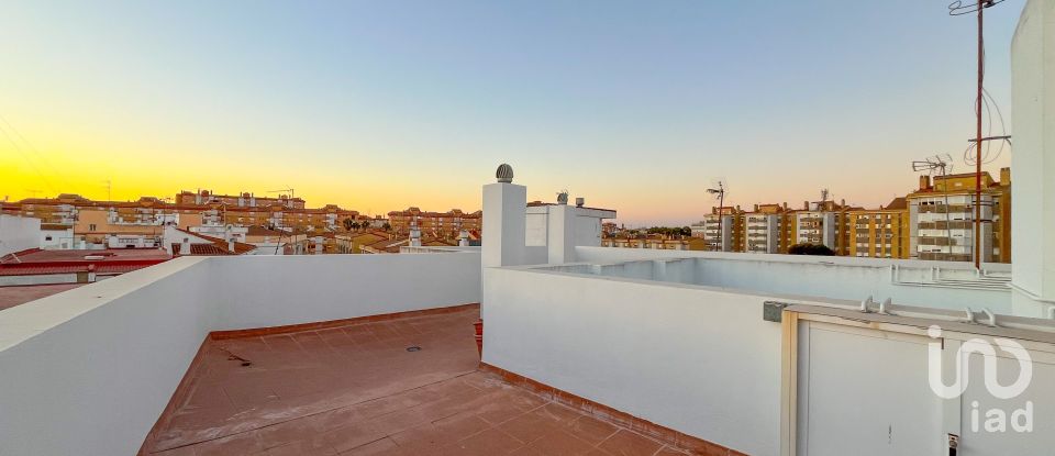 Pis 3 habitacions de 96 m² a Huelva (21006)