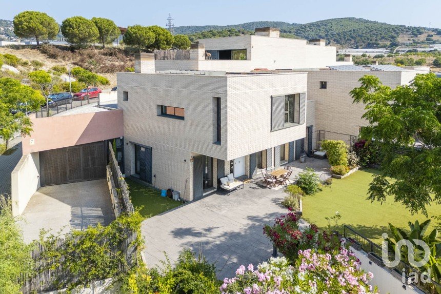 Maison 4 chambres de 309 m² à Mataró (08304)