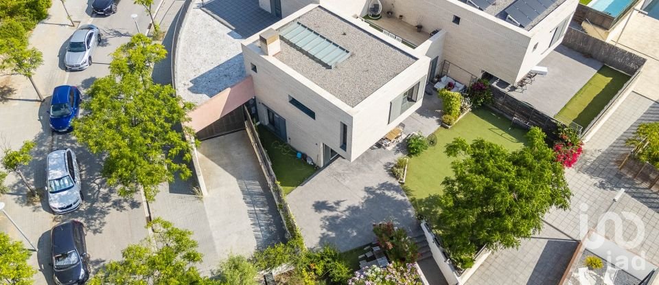 Maison 4 chambres de 309 m² à Mataró (08304)