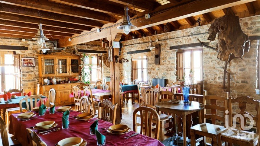 Casa 3 habitaciones de 180 m² en Carrocera (24123)