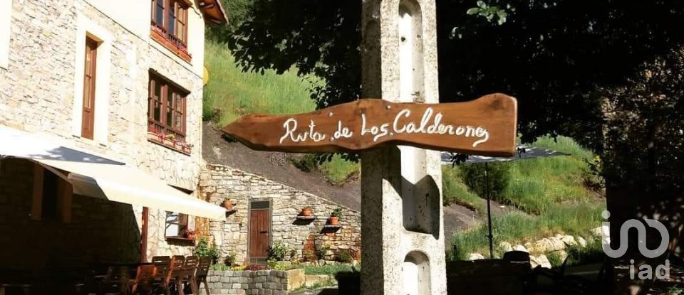 Casa 3 habitaciones de 180 m² en Carrocera (24123)