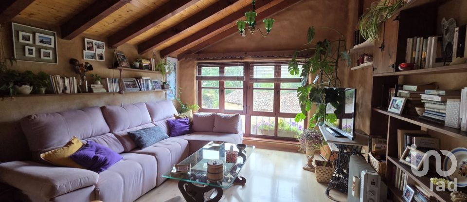 Casa 3 habitaciones de 180 m² en Carrocera (24123)