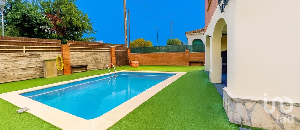 House 7 bedrooms of 195 m² in Urbanitzacio Bera (43883)