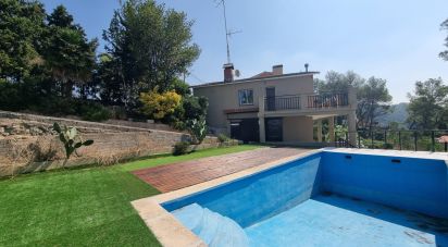 Casa 5 habitaciones de 198 m² en Olivella (08818)