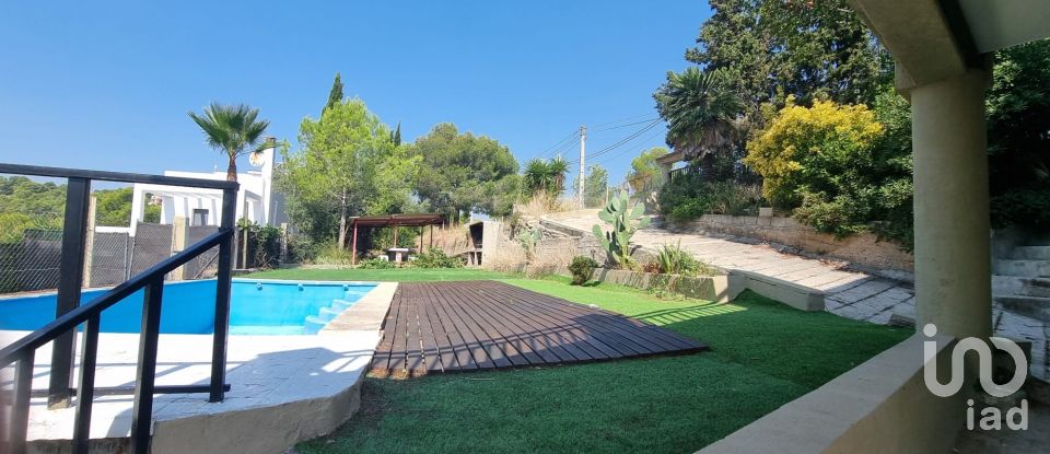 Casa 5 habitacions de 198 m² a Olivella (08818)