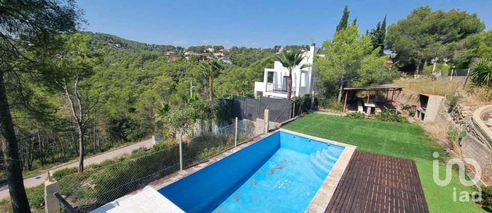 Casa 5 habitacions de 198 m² a Olivella (08818)