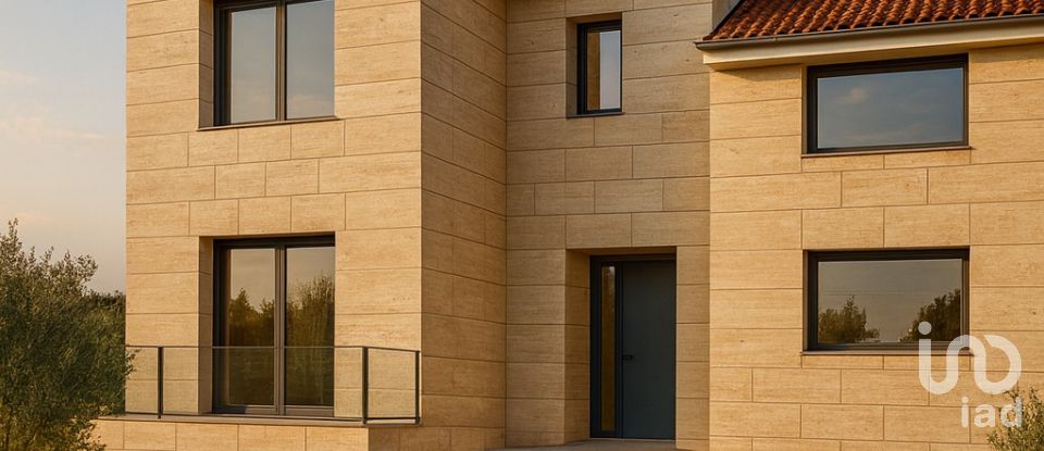 Chalet 4 habitaciones de 380 m² en Guadalix de la Sierra (28794)