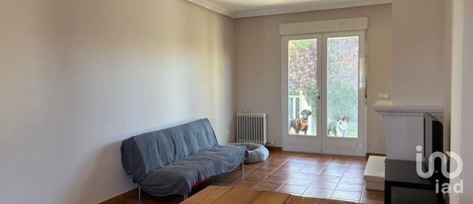 Chalet 3 habitaciones de 137 m² en Urbanización El Encinar (37190)