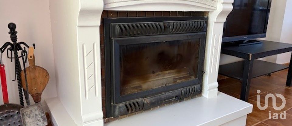 Chalet 3 habitaciones de 137 m² en Urbanización El Encinar (37190)