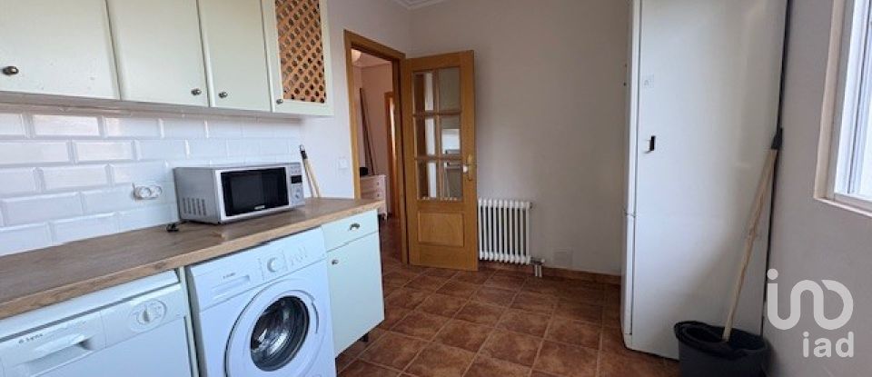 Chalet 3 habitaciones de 137 m² en Urbanización El Encinar (37190)