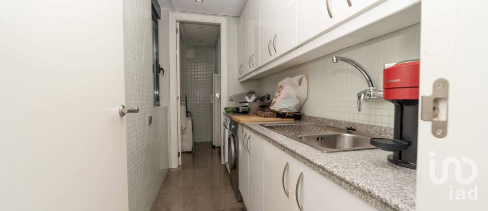 Triplex 5 bedrooms of 463 m² in León (24004)