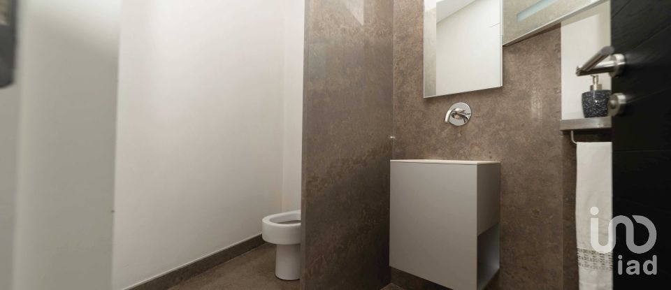 Triplex 5 bedrooms of 463 m² in León (24004)