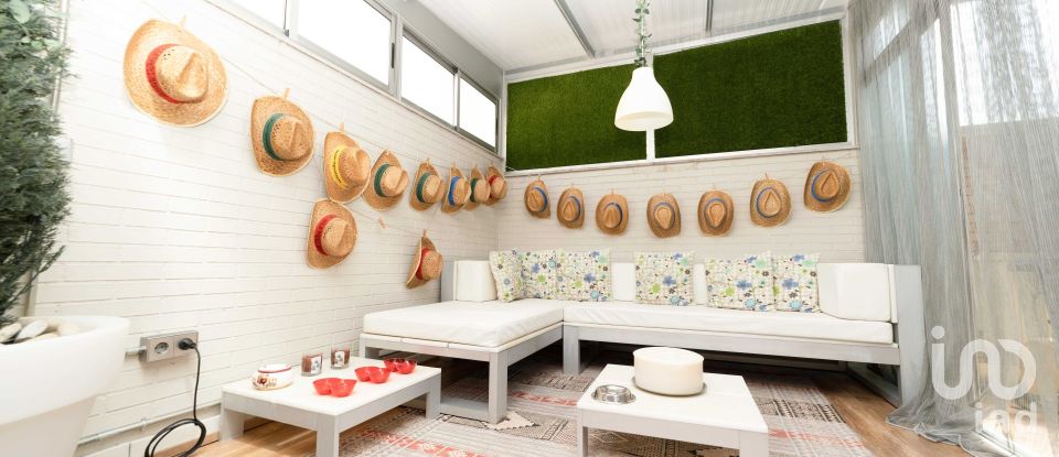 Triplex 5 bedrooms of 463 m² in León (24004)