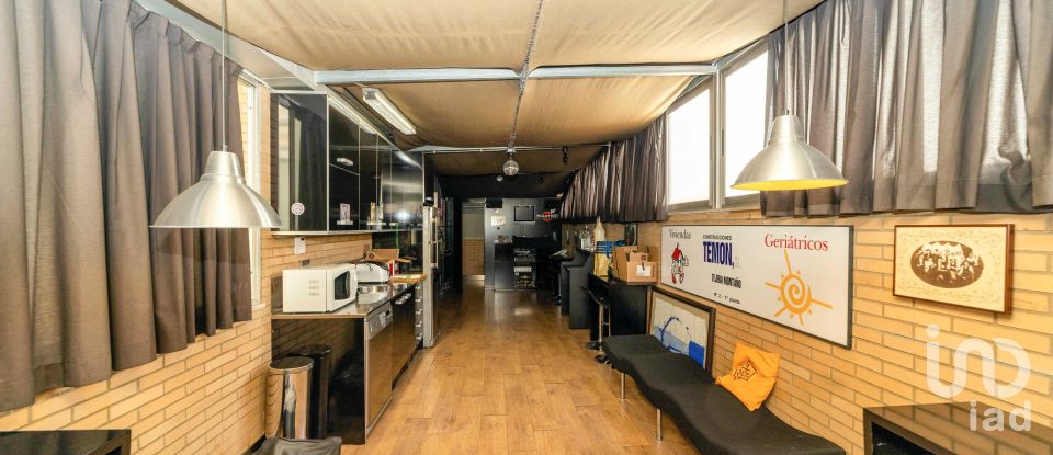 Triplex 5 bedrooms of 463 m² in León (24004)