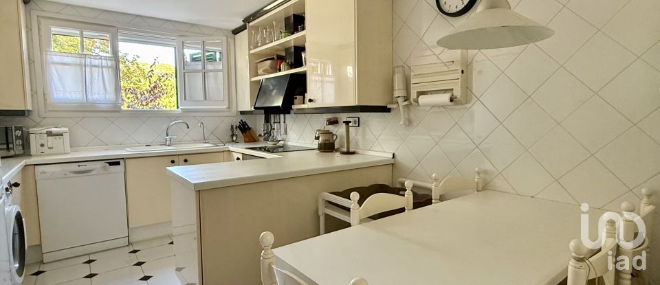 Casa 5 habitaciones de 240 m² en Sant Andreu de Llavaneres (08392)